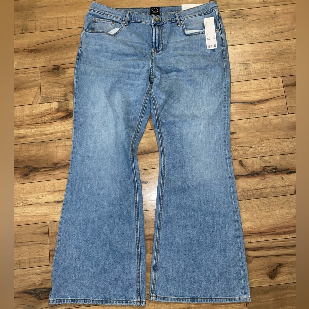 BDG Urban Outfitters Low Rise Flare Jeans Size 33